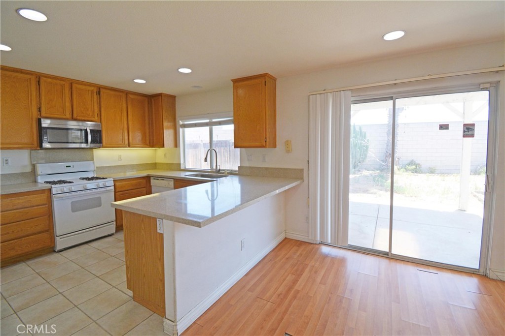 274 Settlers Road Upland, CA 91786 - Photo 9 of 23