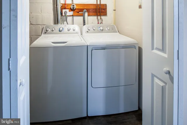 $2,200 | 710 Edmondson Avenue, Catonsville, MD 21228