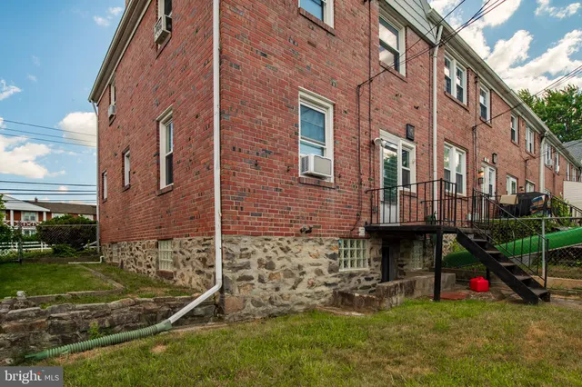 $2,200 | 710 Edmondson Avenue, Catonsville, MD 21228