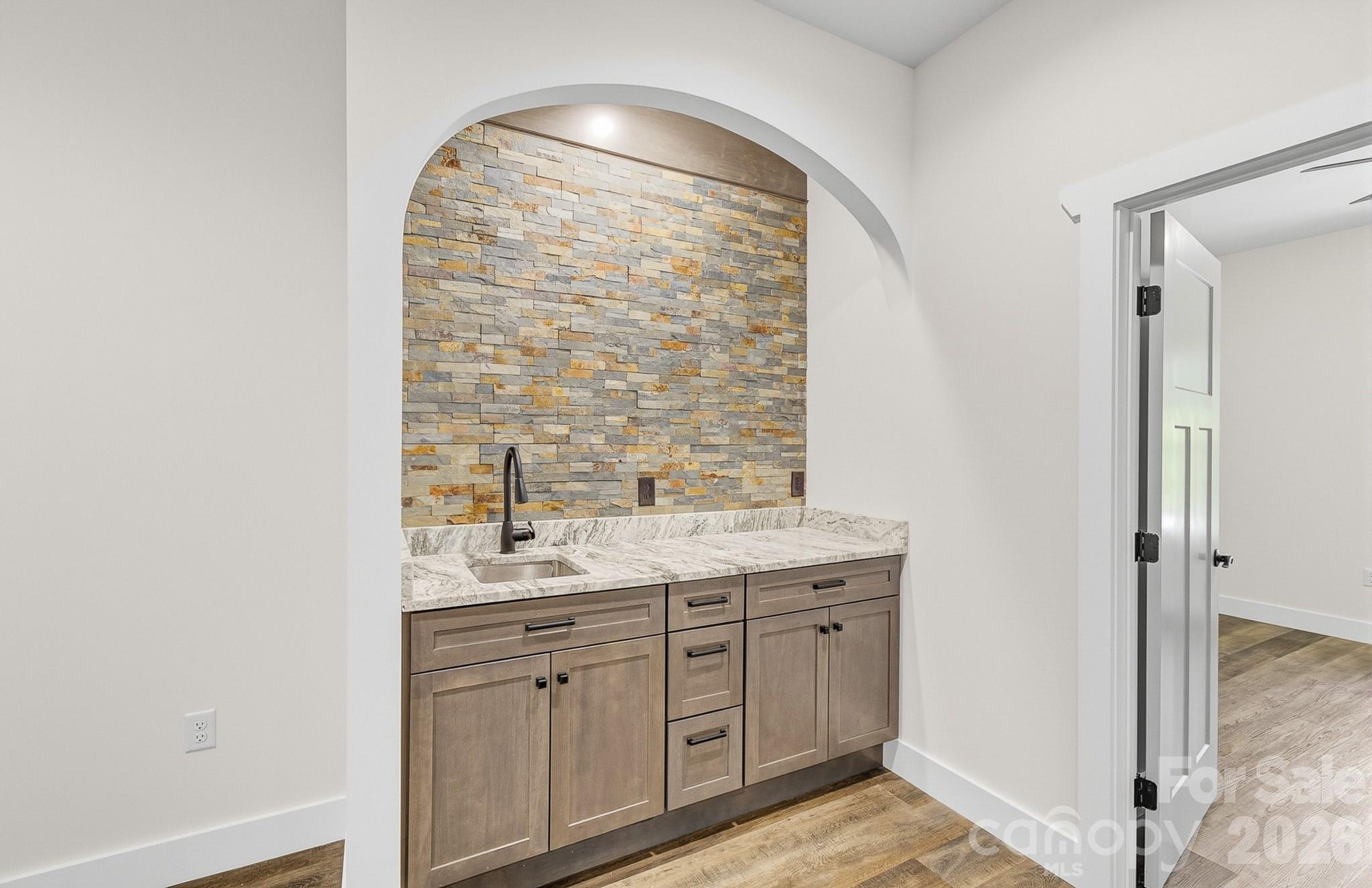 73 Rocking Porch Road Asheville, NC 28805 - Photo 23 of 47