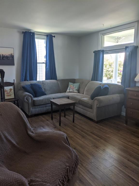 230 2nd Street Butler, PA 16001 - Photo 3 of 24 Cozy living room