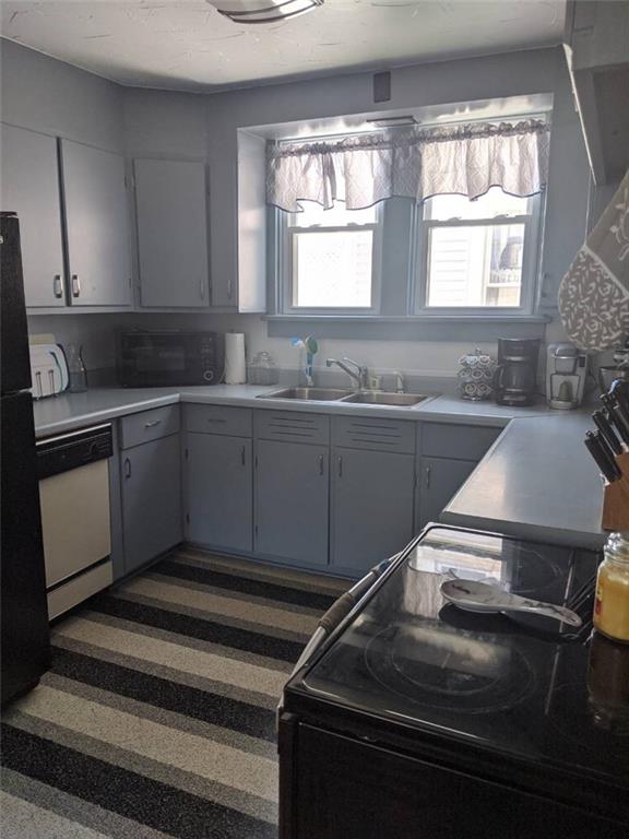 230 2nd Street Butler, PA 16001 - Photo 5 of 24 Charming kitchen