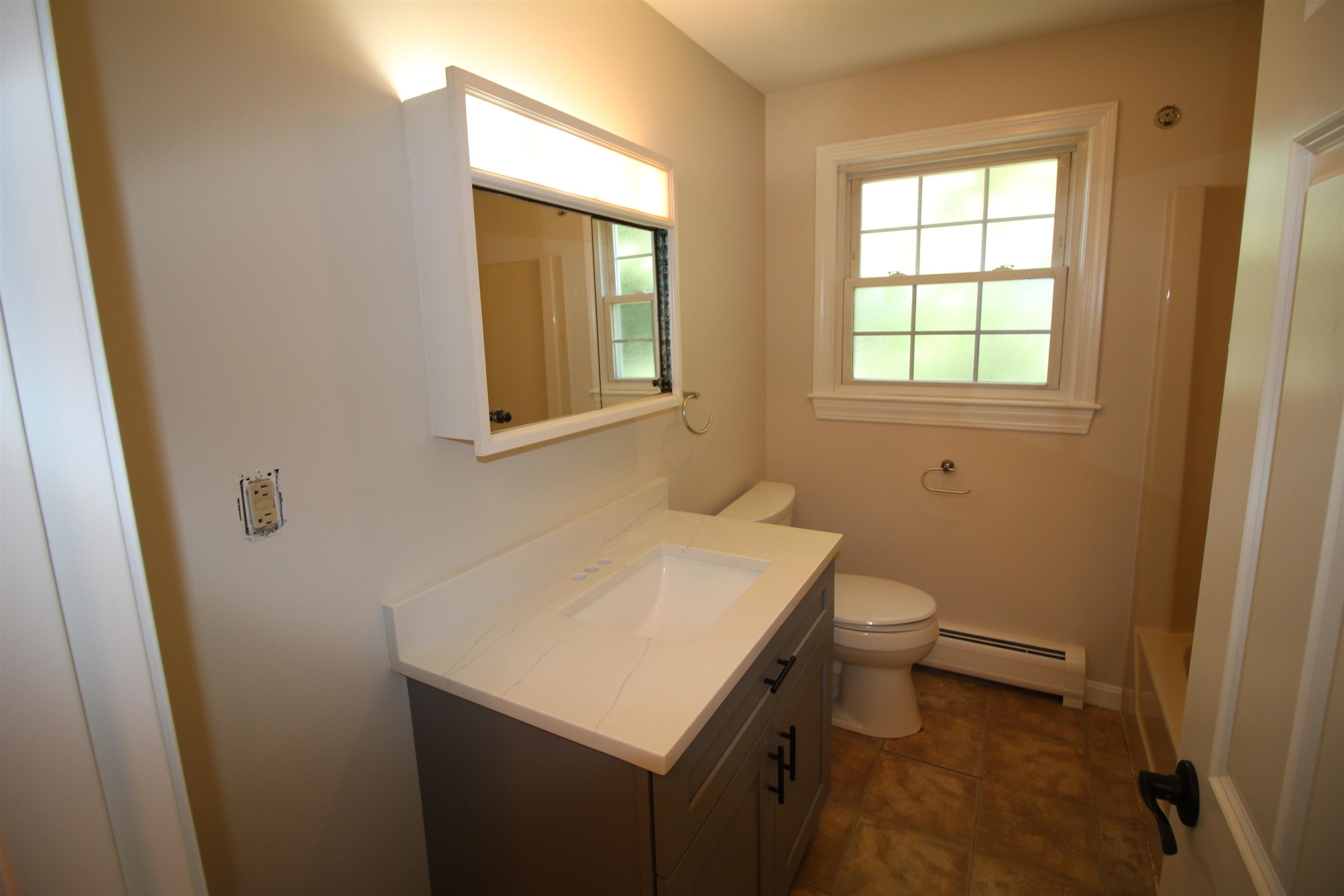 42 Barkland Drive Derry, NH 03038 - Photo 7 of 15