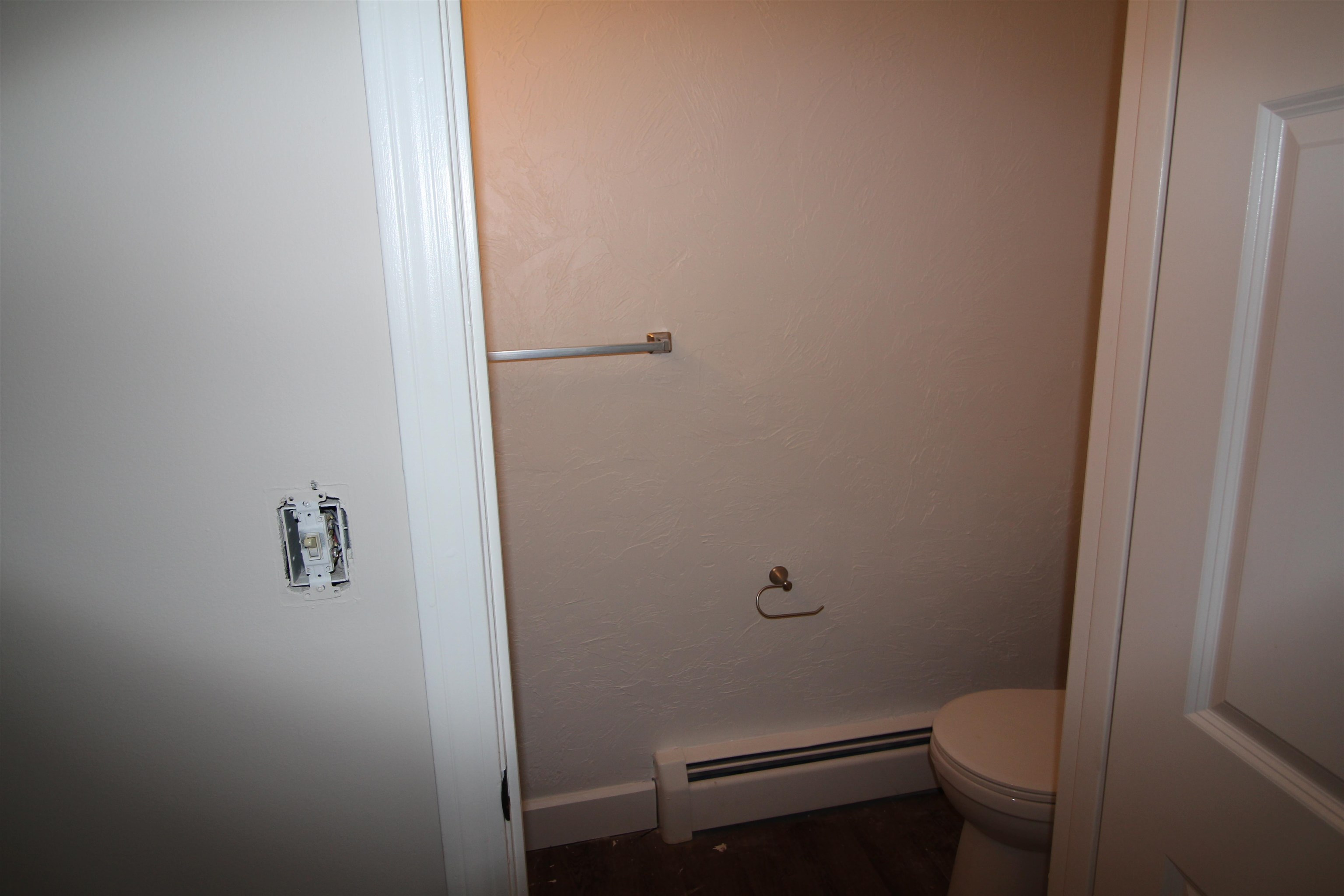 42 Barkland Drive Derry, NH 03038 - Photo 8 of 15