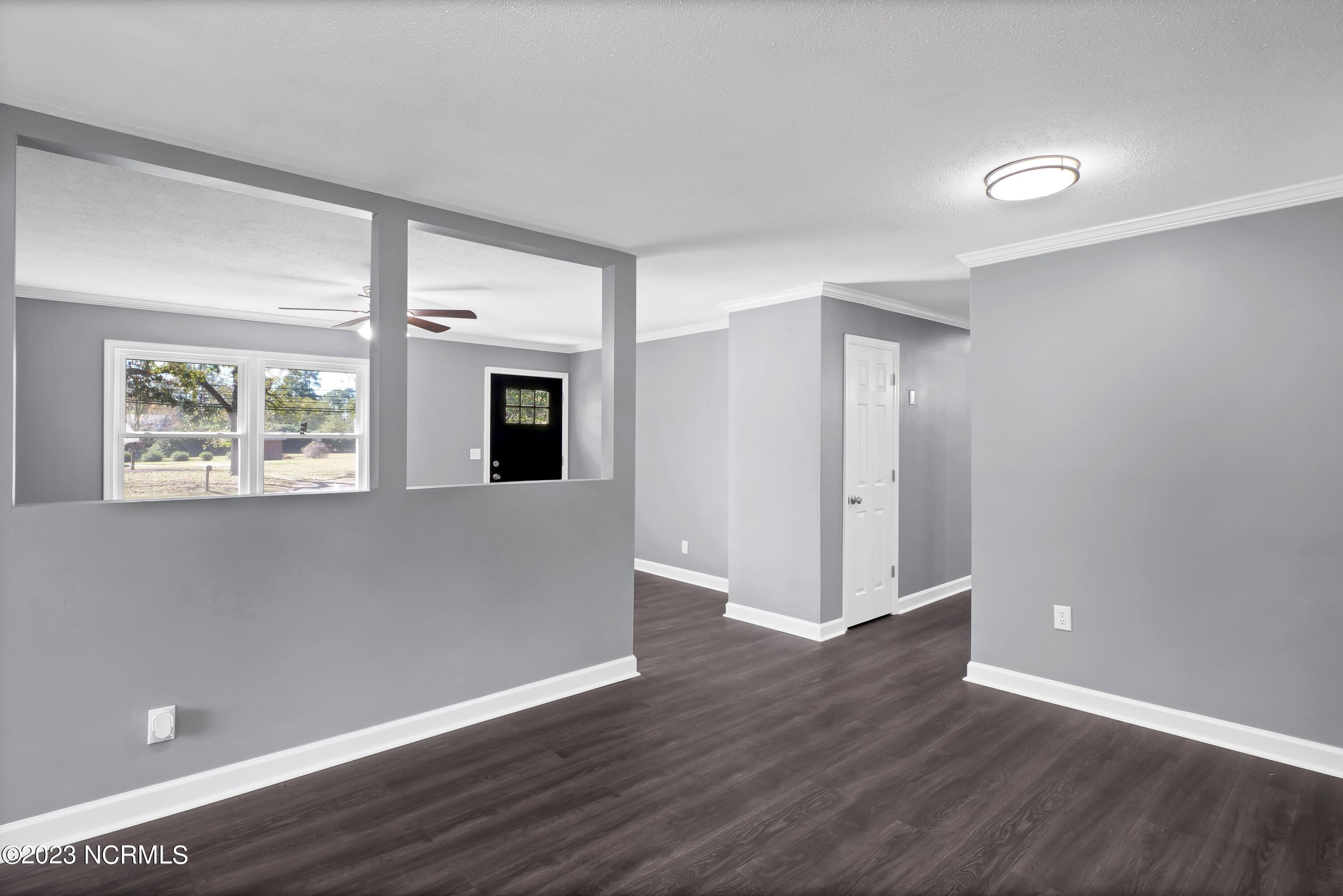 312 Raleigh Road Wallace, NC 28466 - Photo 7 of 14 six