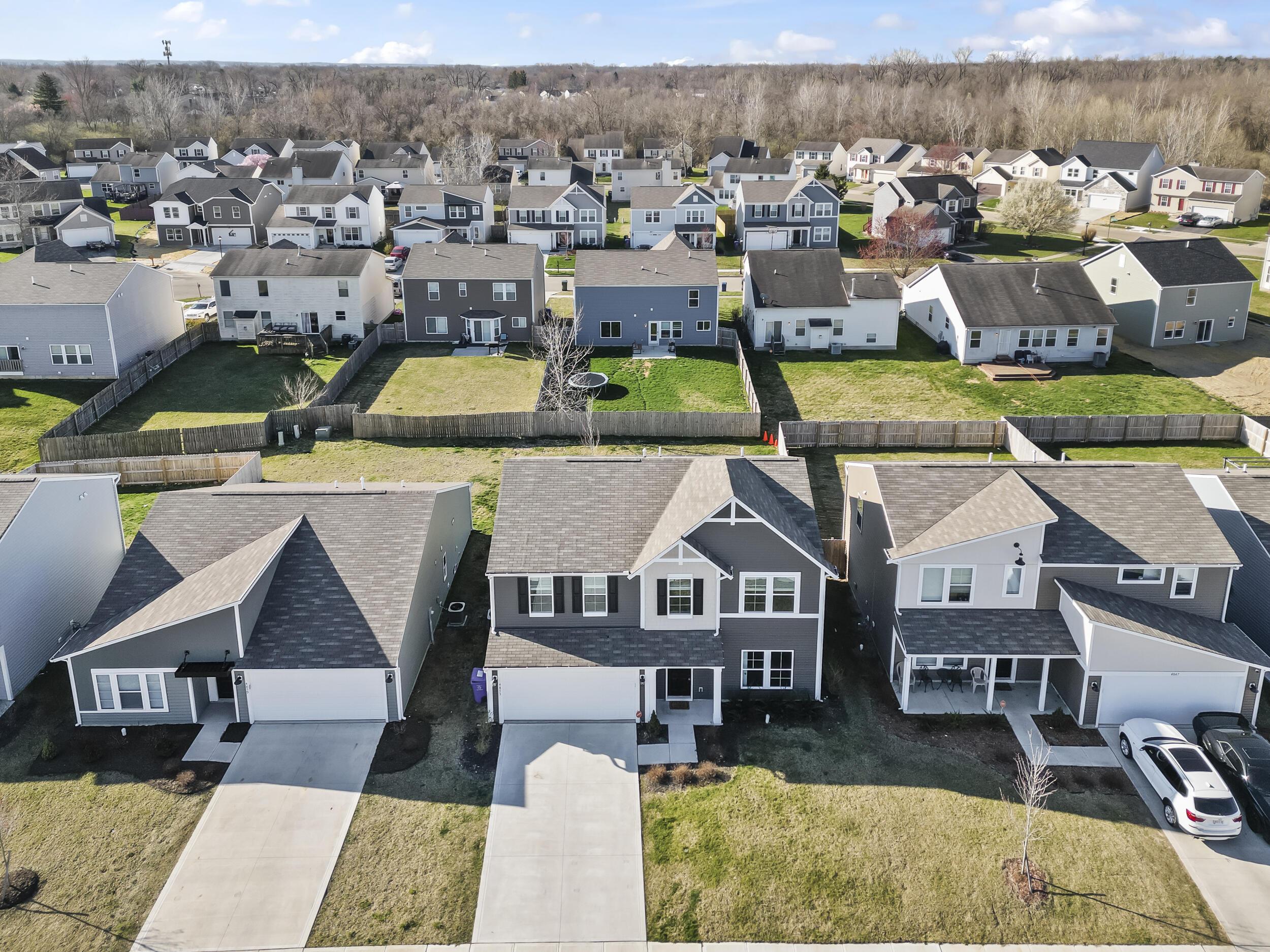 4853 Amber Crossing Road Columbus, OH 43232 - Photo 36 of 39 drone 01