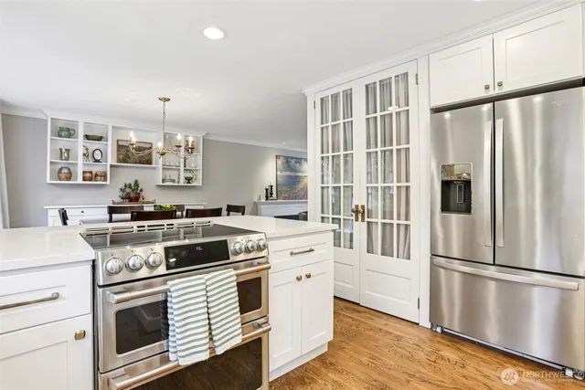 $2,120,000 | 4546 193rd Place Southeast, Issaquah, WA 98027