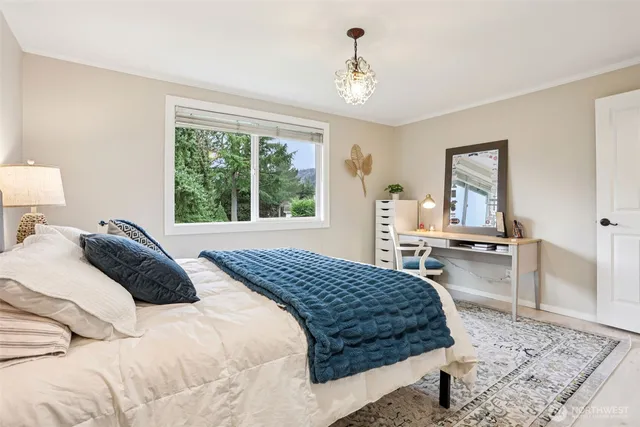 $2,120,000 | 4546 193rd Place Southeast, Issaquah, WA 98027