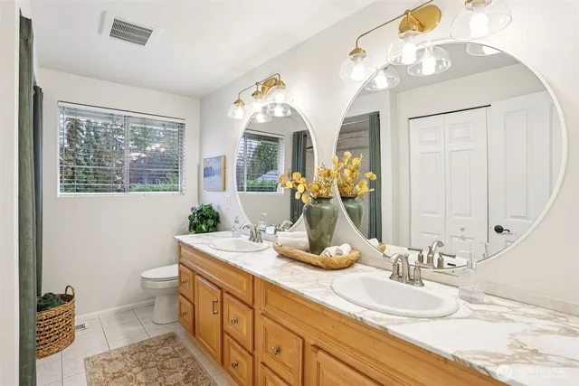 $2,120,000 | 4546 193rd Place Southeast, Issaquah, WA 98027