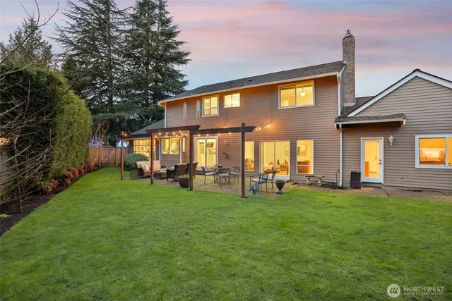 $2,120,000 | 4546 193rd Place Southeast, Issaquah, WA 98027