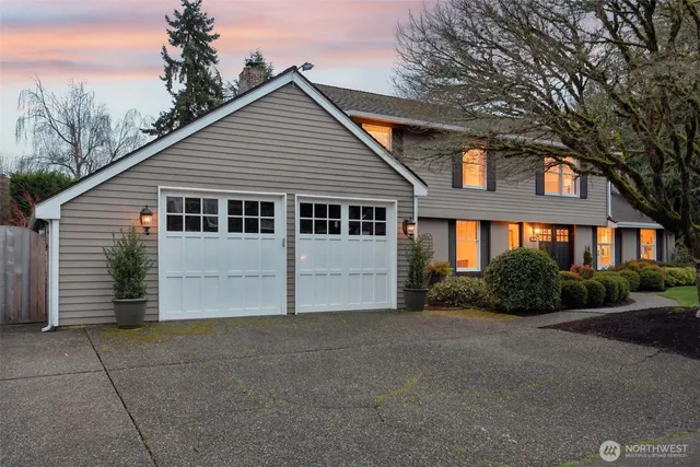 $2,120,000 | 4546 193rd Place Southeast, Issaquah, WA 98027
