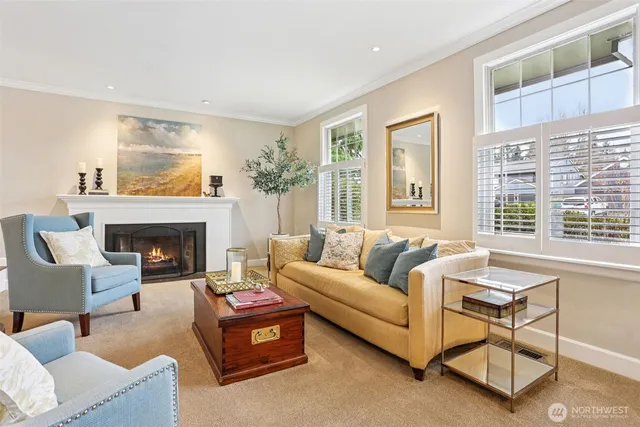 $2,120,000 | 4546 193rd Place Southeast, Issaquah, WA 98027