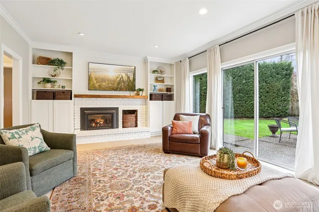 $2,120,000 | 4546 193rd Place Southeast, Issaquah, WA 98027