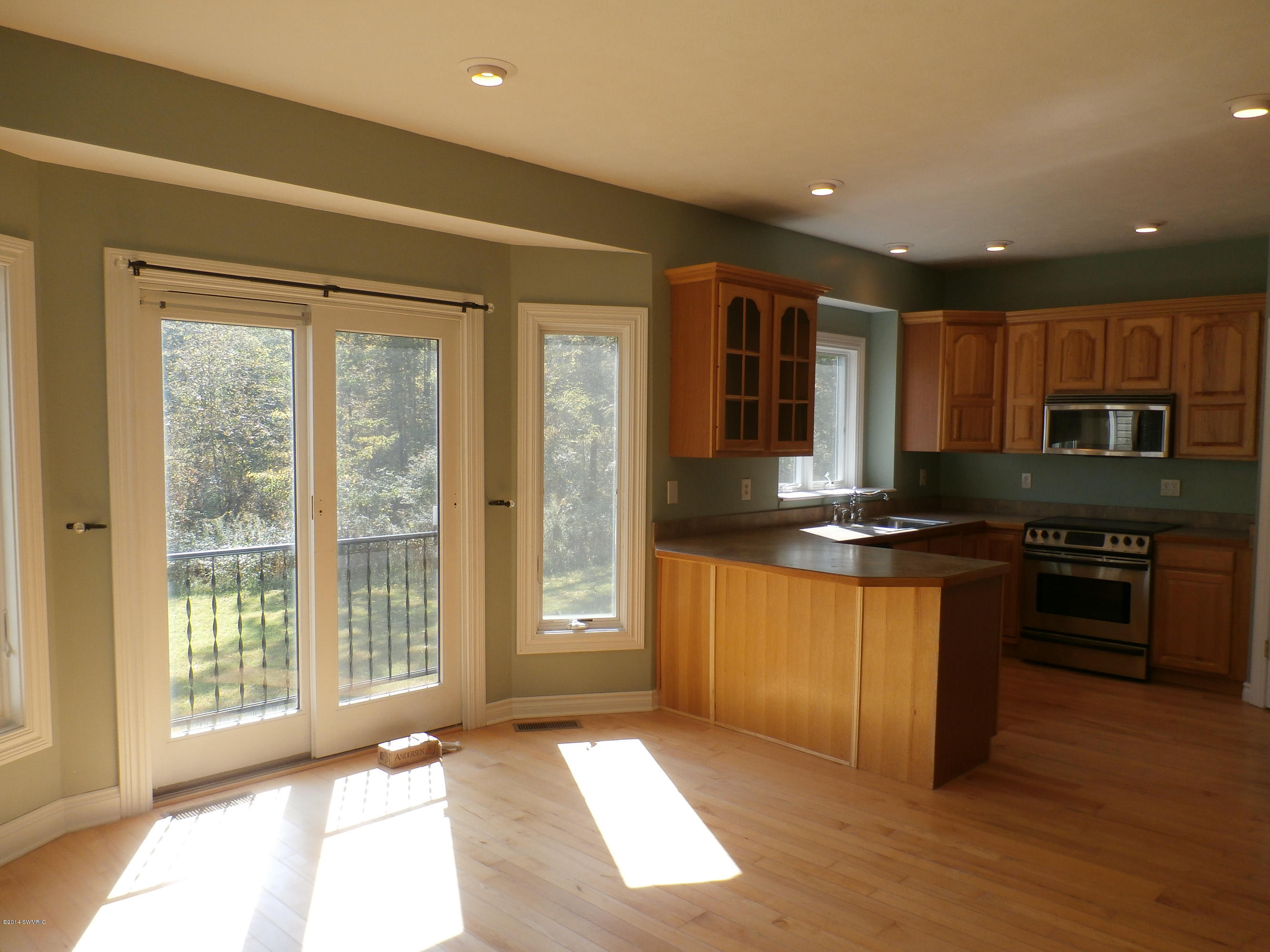 5481 Gun Lake Road Hastings, MI 49058 - Photo 4 of 16 P9291056