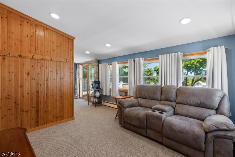 62 New Street Hampton, NJ 08827 - Photo 14 of 29