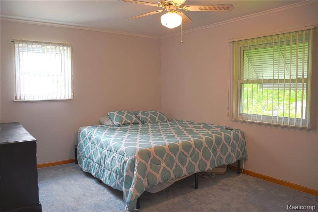 8185 Lakeshore Road Fort Gratiot, MI 48059 - Photo 7 of 19 BEDROOM1.jpg