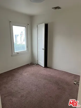 $2,100 | 811 1/2 East Nutwood Street, Unit 1/2, Inglewood, CA 90301