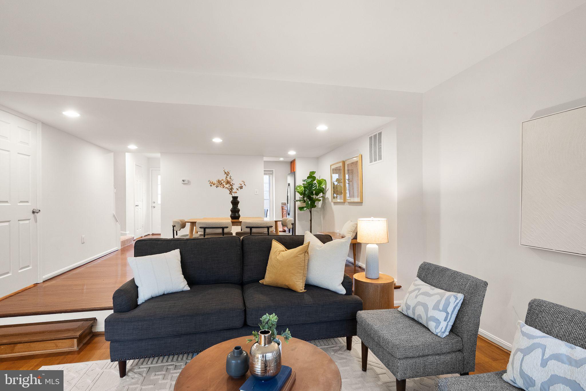 3203 Foothill Street Woodbridge, VA 22192 - Photo 17 of 57 a living room with furniture and a large window