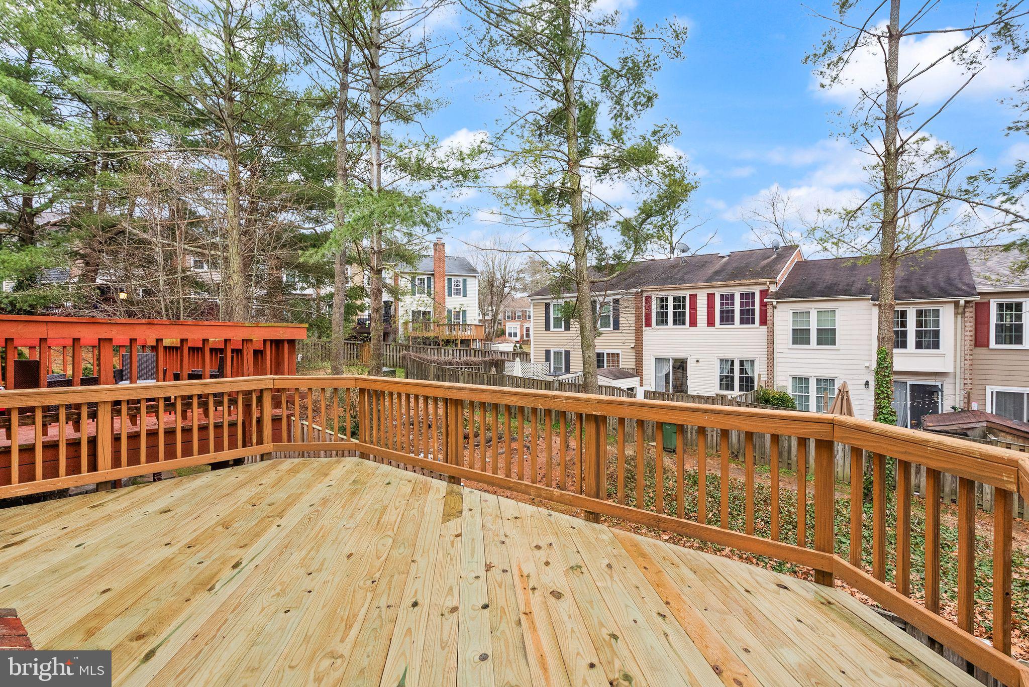 3203 Foothill Street Woodbridge, VA 22192 - Photo 21 of 57 a view of balcony with wooden floor and fence