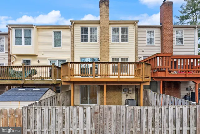 $445,000 | 3203 Foothill Street, Woodbridge, VA 22192