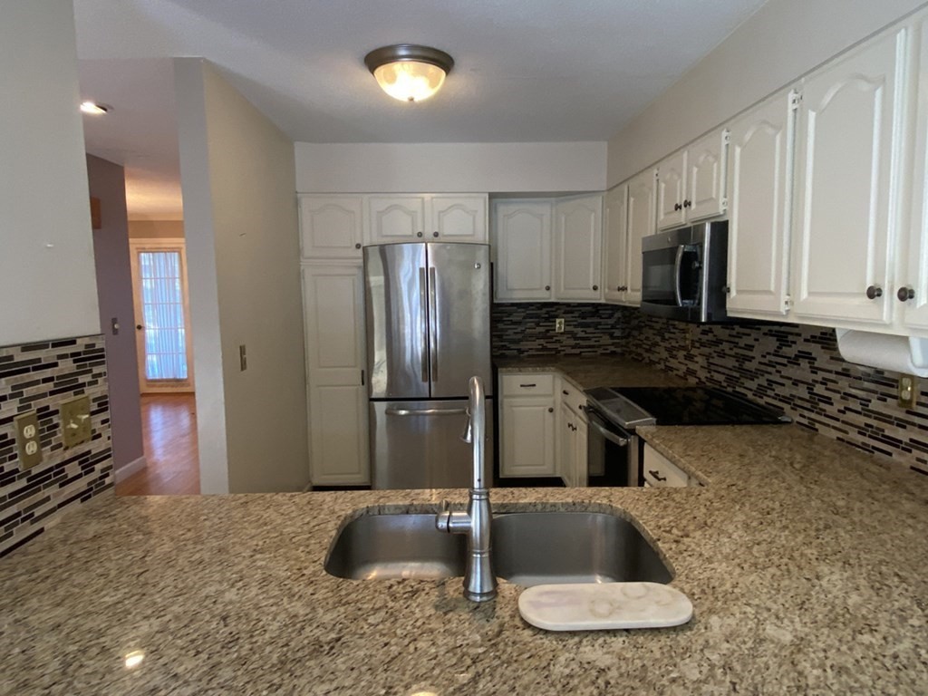 14 Windpath West, Unit 14 West Springfield, MA 01089 - Photo 11 of 38