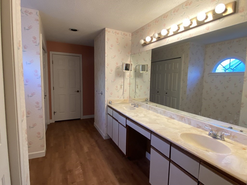 14 Windpath West, Unit 14 West Springfield, MA 01089 - Photo 23 of 38