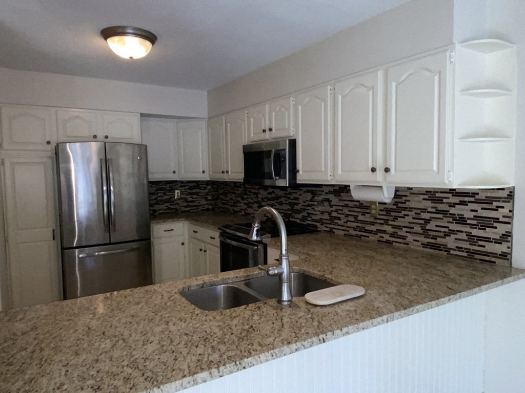 14 Windpath West, Unit 14 West Springfield, MA 01089 - Photo 31 of 38
