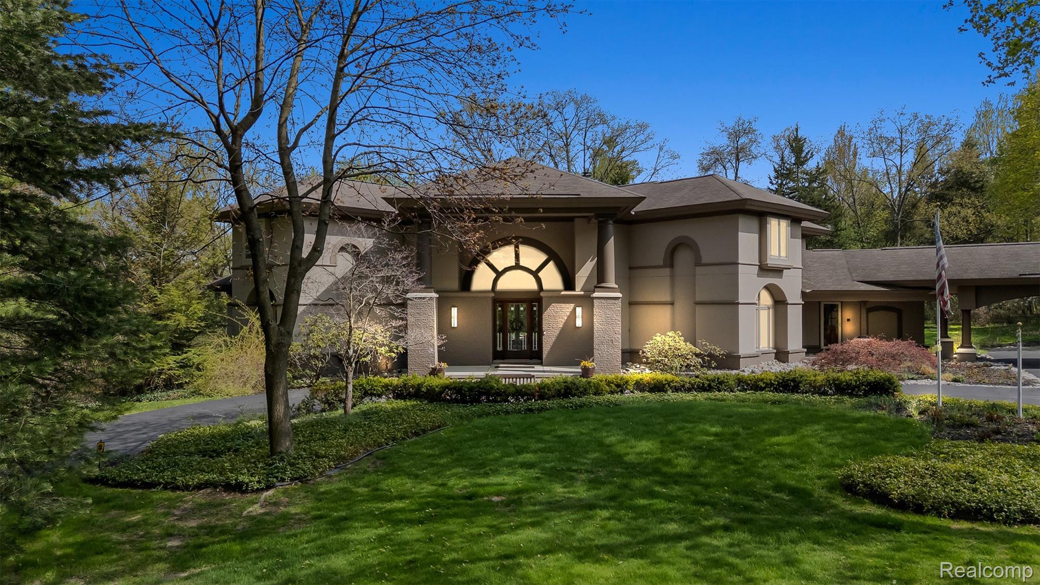 1800 Tiverton Road Bloomfield Hills, MI 48304 - Photo 53 of 56 78-Tiverton-76.jpg