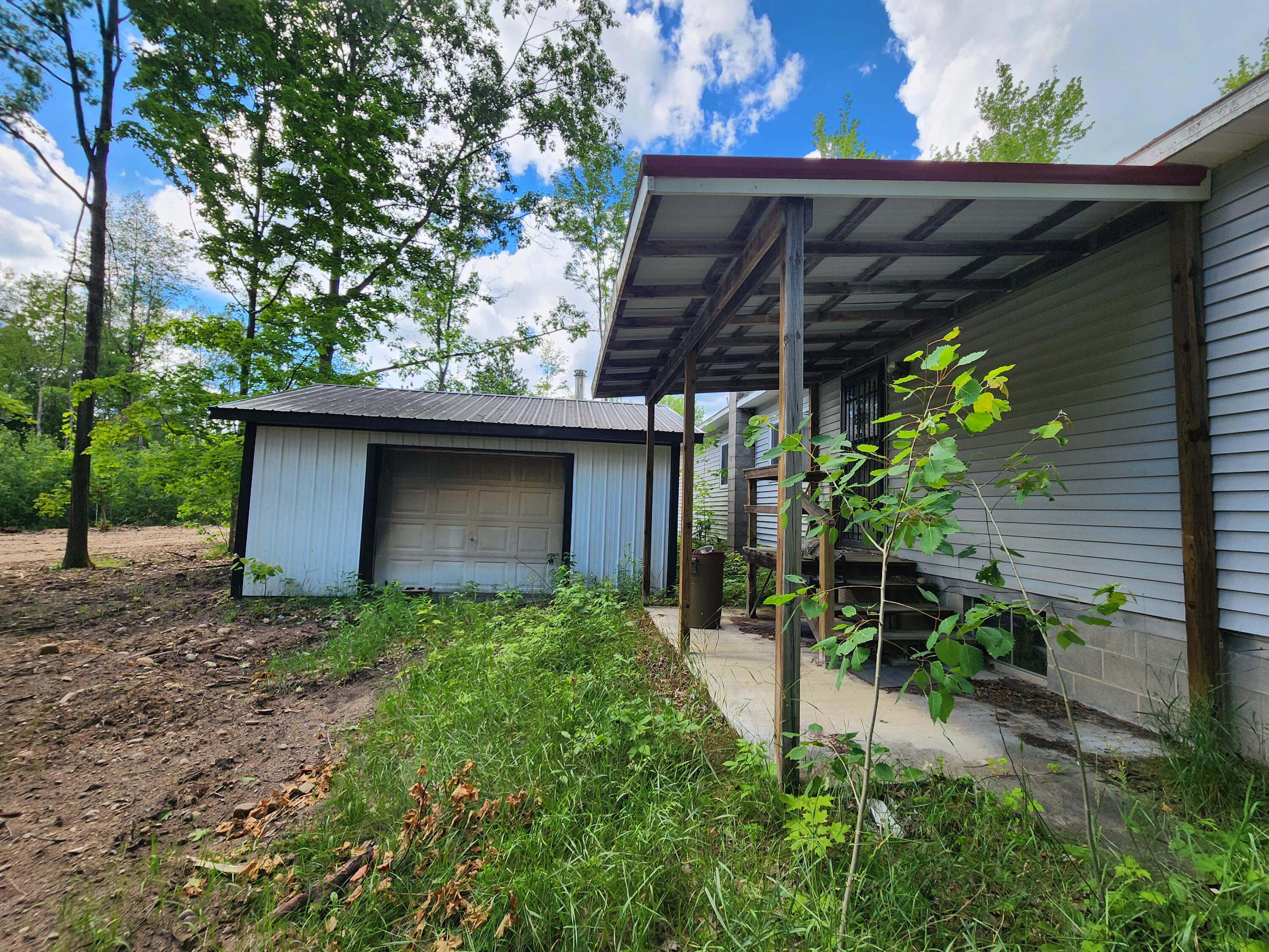 2316 East Kneeland Road Fairview, MI 48621 - Photo 11 of 46 Gallery Image 11