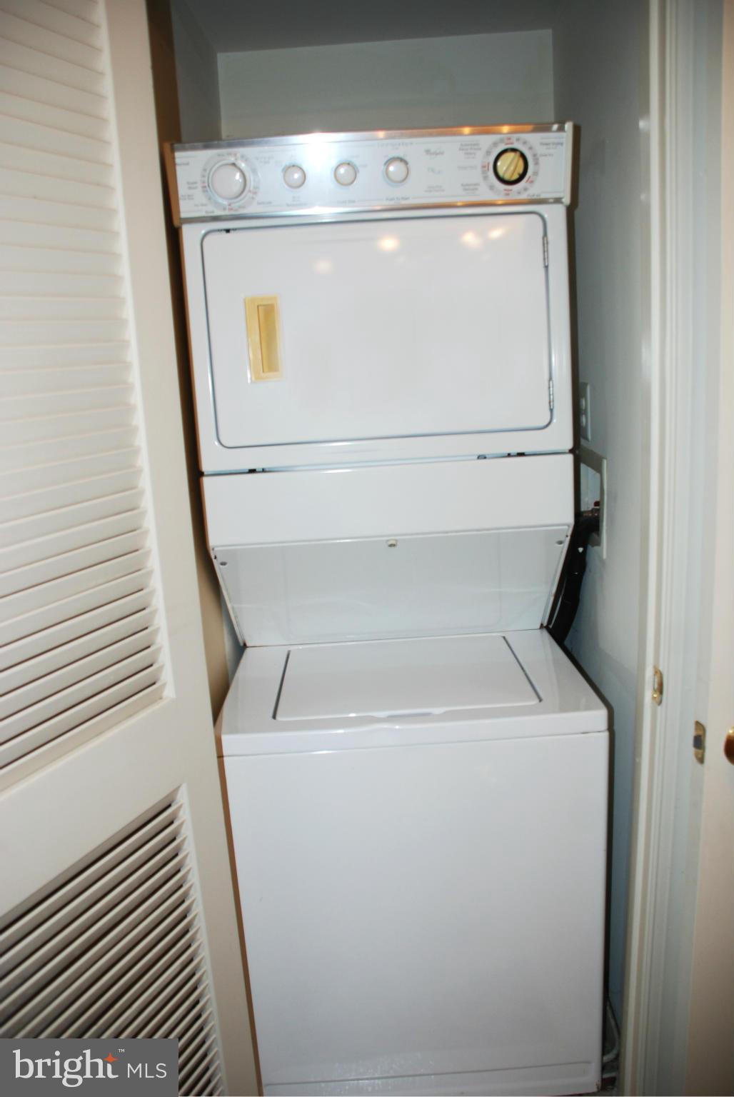 104 Dry Mill Road Southwest, Unit 202 Leesburg, VA 20175 - Photo 11 of 14 Laundry