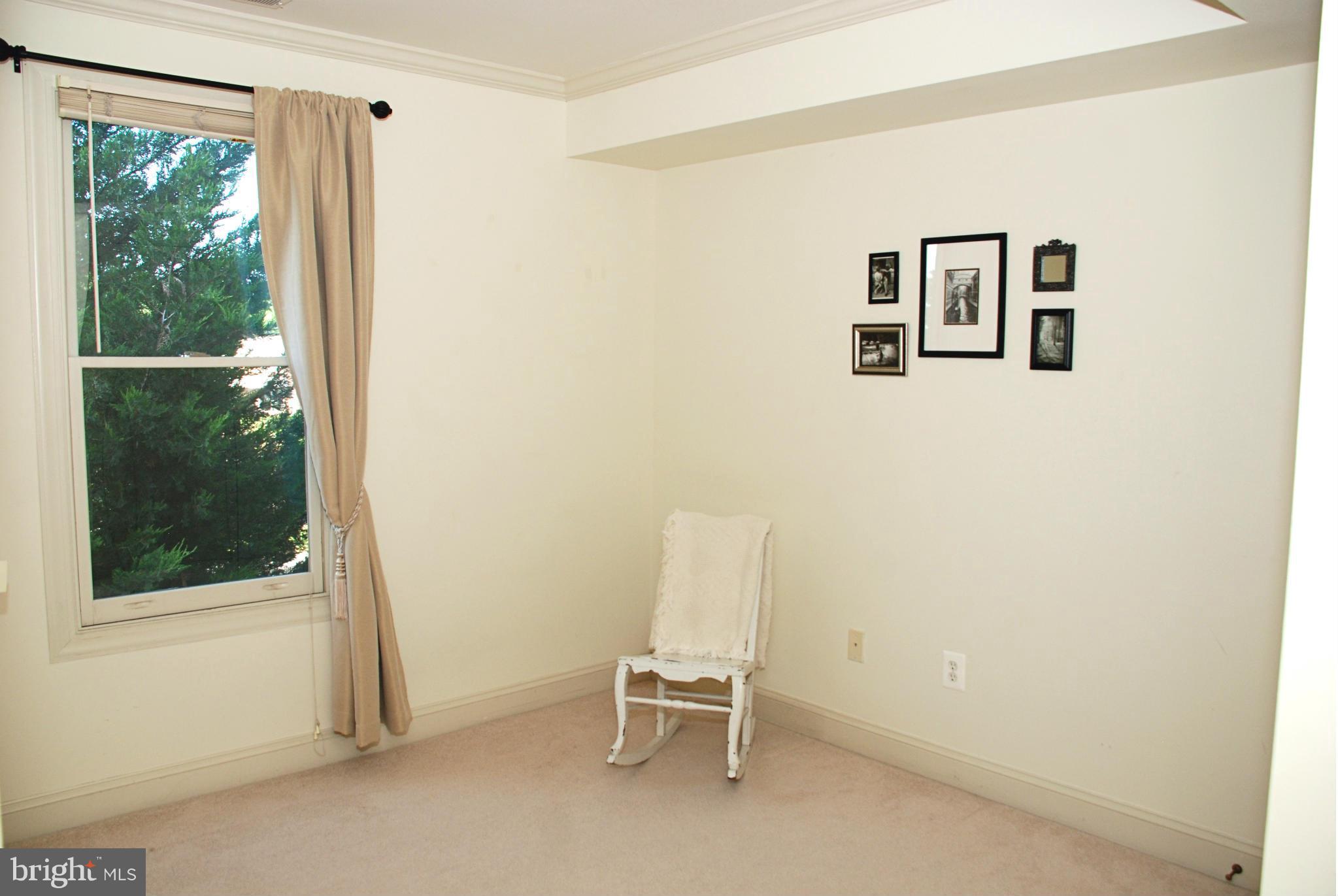 104 Dry Mill Road Southwest, Unit 202 Leesburg, VA 20175 - Photo 10 of 14 Bedroom