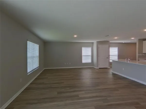 $2,469 | 10733 Hidden Banks Glen, Parrish, FL 34219