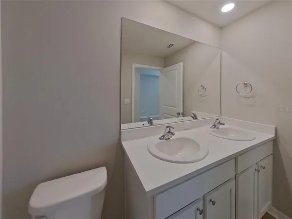 $2,469 | 10733 Hidden Banks Glen, Parrish, FL 34219