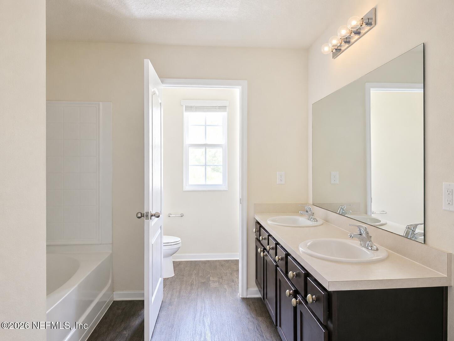 3352 Garden Brook Road Jacksonville, FL 32208 - Photo 23 of 29 PRIMARY BATHROOM