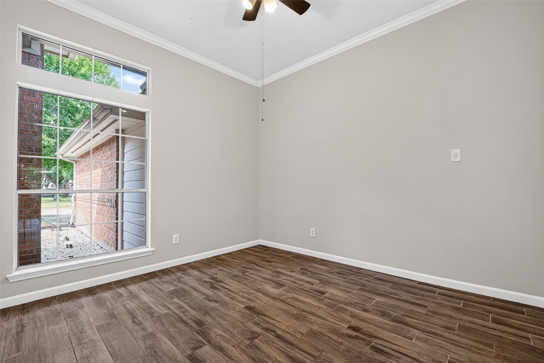 2127 Hannover Way Spring, TX 77388 - Photo 9 of 44 Gallery Image 9