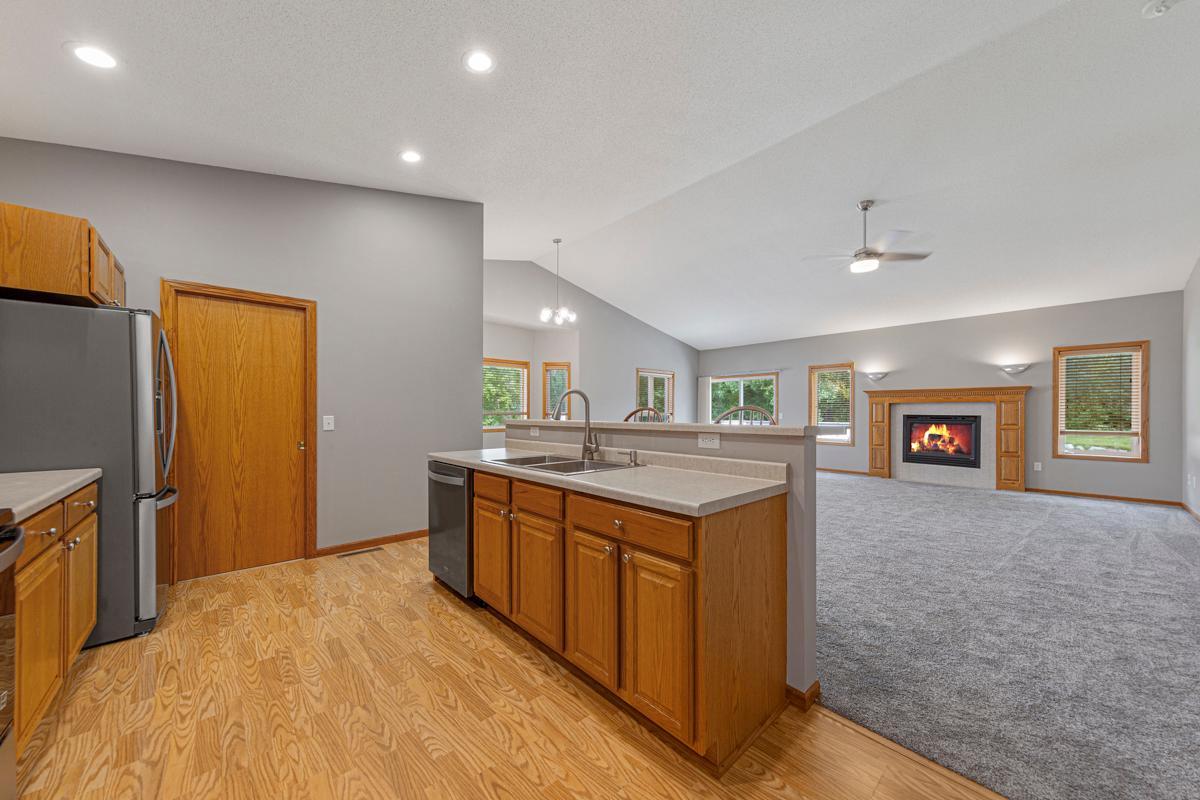 945 Rice Street Faribault, MN 55021 - Photo 11 of 44