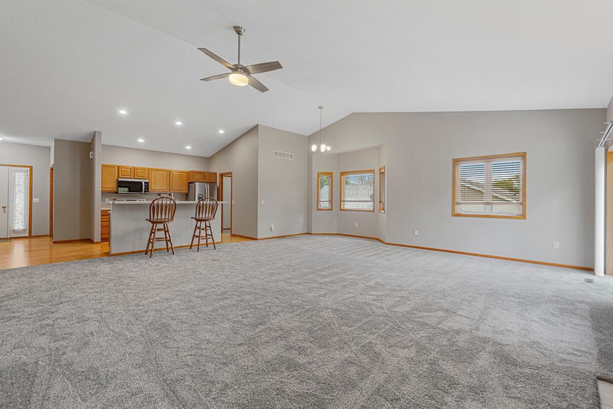 945 Rice Street Faribault, MN 55021 - Photo 19 of 44