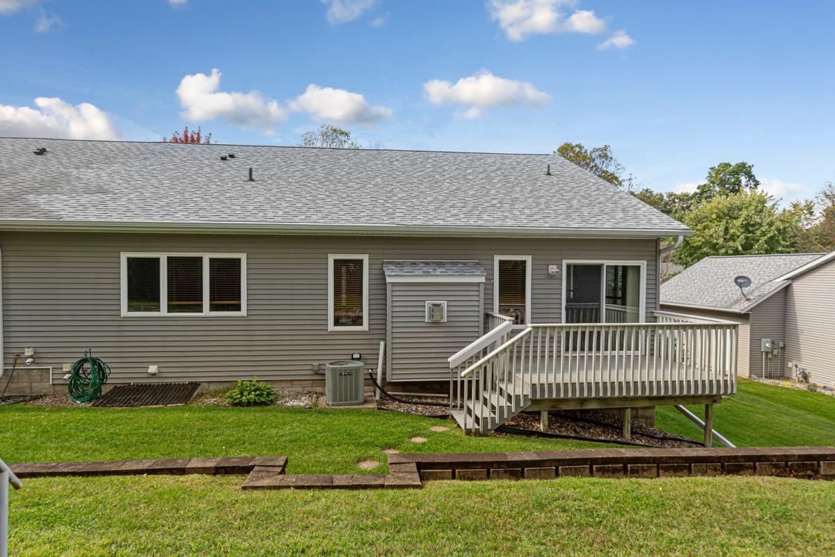 945 Rice Street Faribault, MN 55021 - Photo 7 of 44