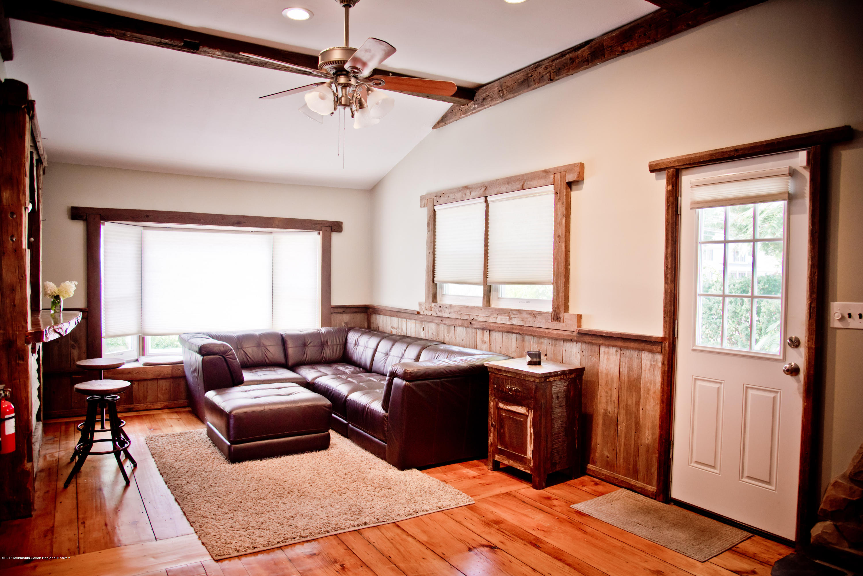 824 Beaver Dam Road Point Pleasant, NJ 08742 - Photo 16 of 35 a living room with furniture and a window
