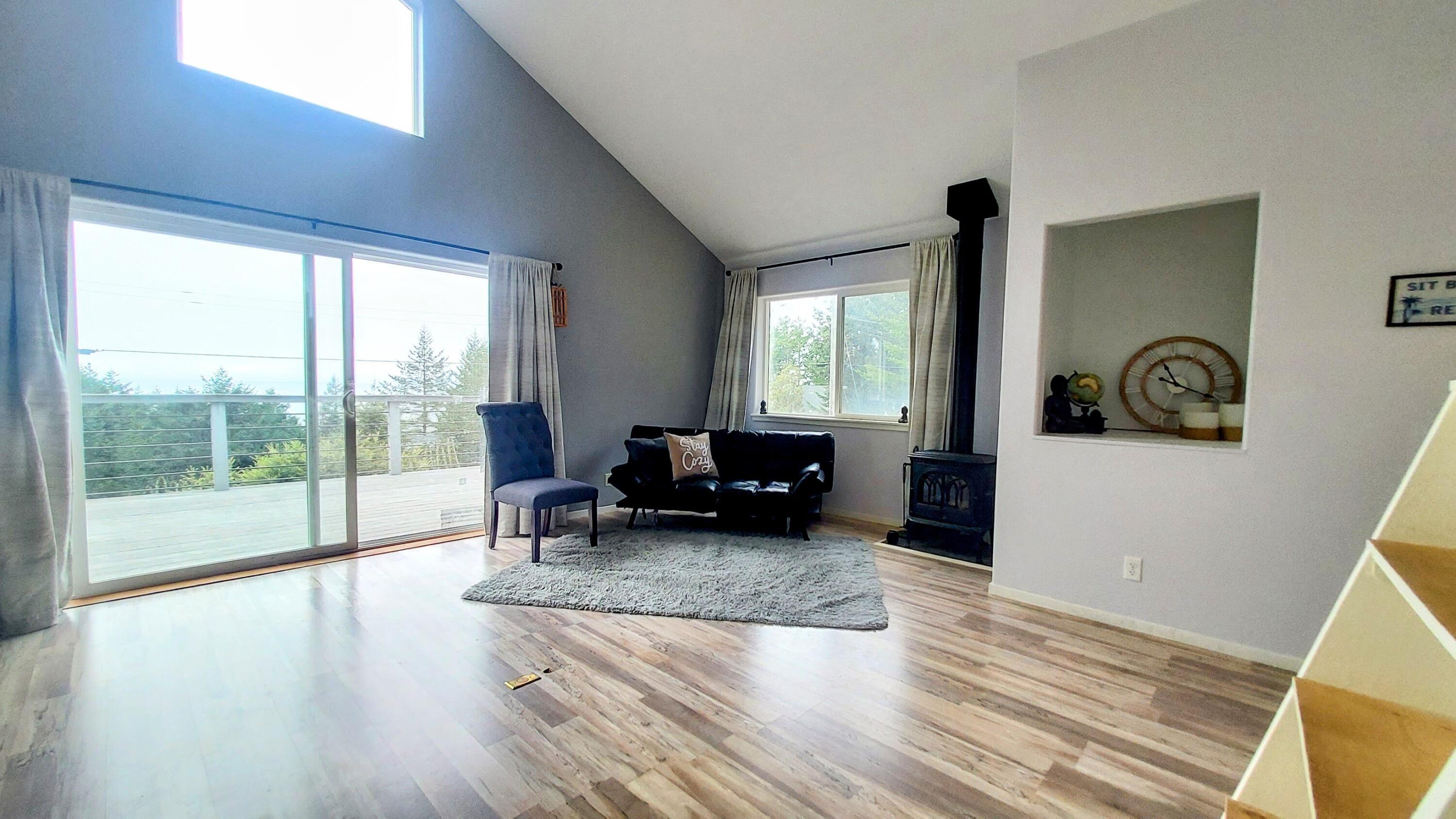 400 Seafoam Road Whitethorn, CA 95589 - Photo 26 of 57