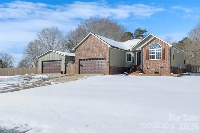 $379,900 | 104 Heinz Drive, Grover, NC 28073