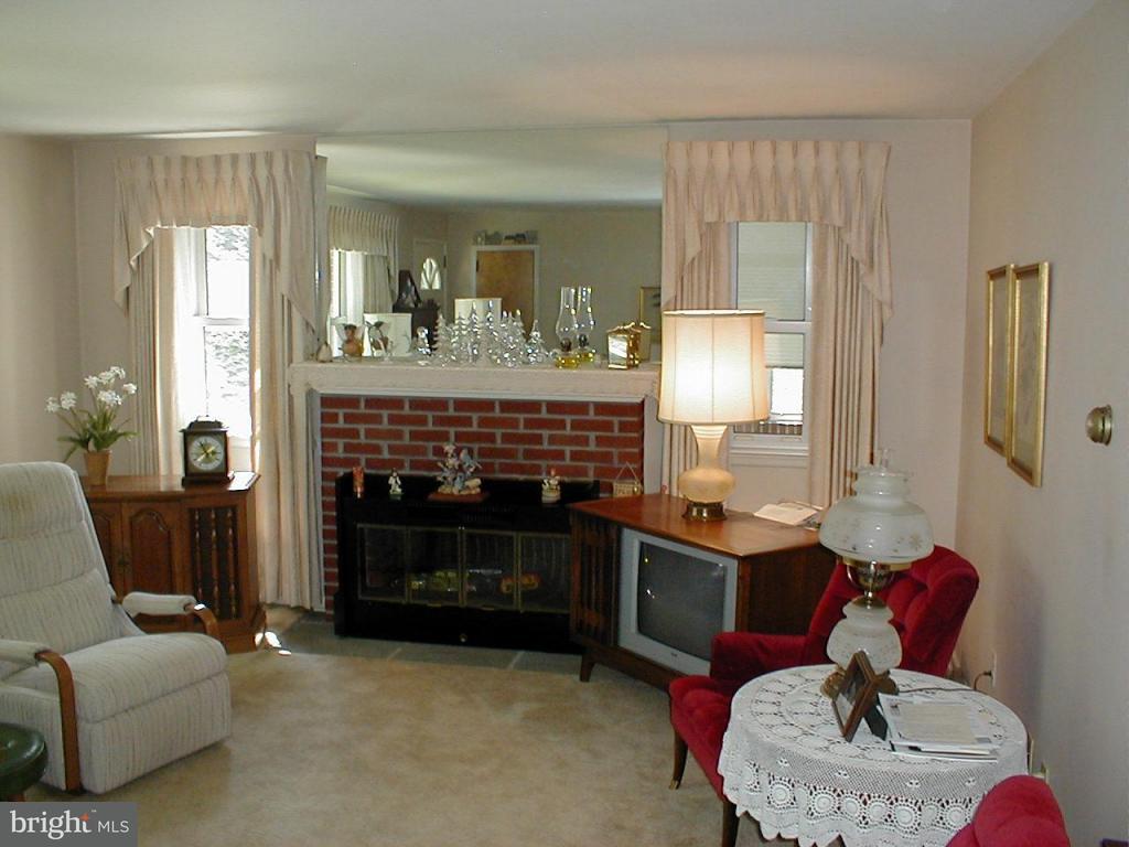 1809 Ridgeview Avenue Lancaster, PA 17603 - Photo 3 of 3 Gallery Image 3
