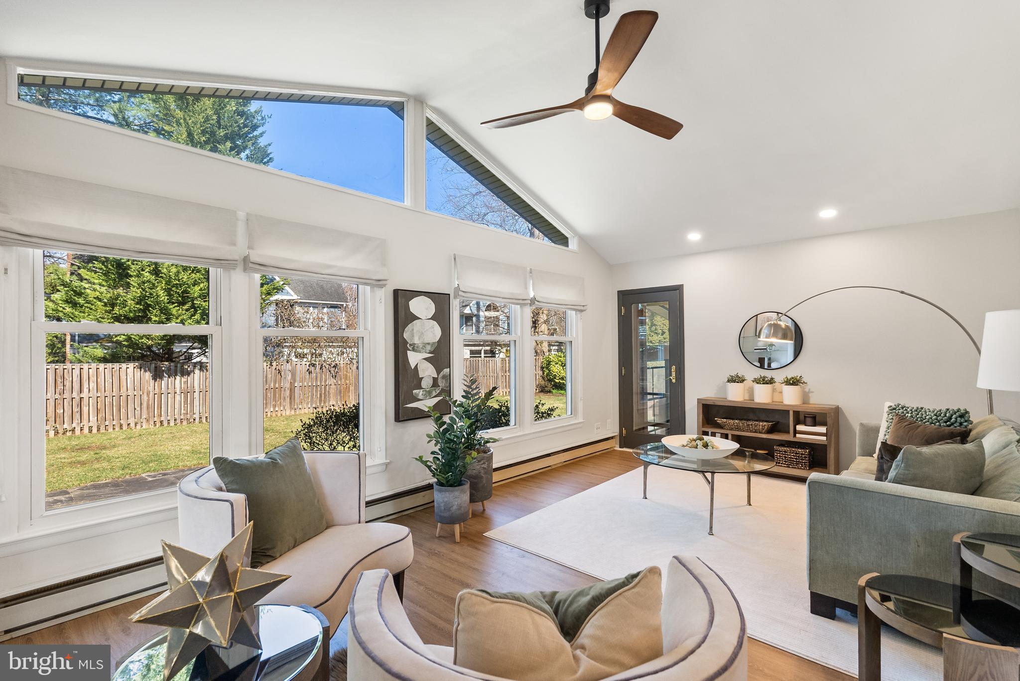 6417 Tone Drive Bethesda, MD 20817 - Photo 18 of 50 a living room with furniture