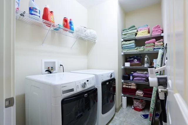 $649,900 | 72 Glendale Road, Southampton, MA 01073