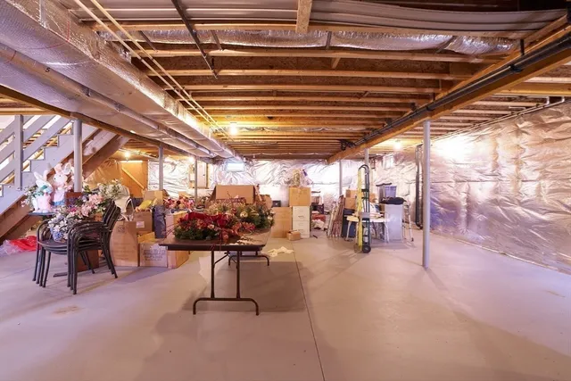 $649,900 | 72 Glendale Road, Southampton, MA 01073