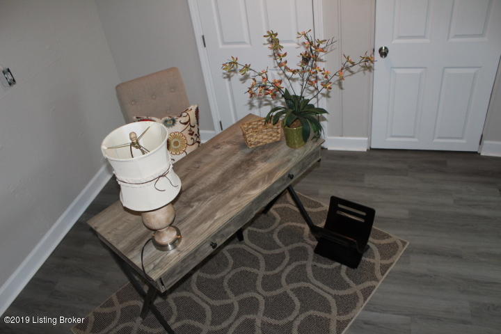 3111 Osprey Road Louisville, KY 40213 - Photo 15 of 26 IMG_7756