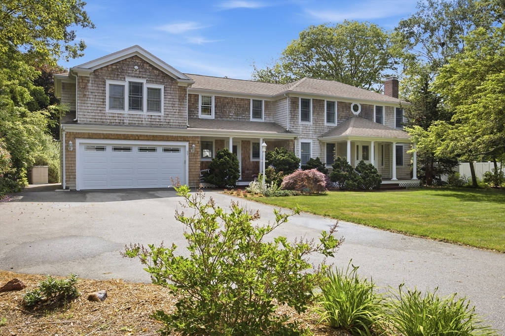 35 Raymond Road Plymouth, MA 02360 - Photo 1 of 42