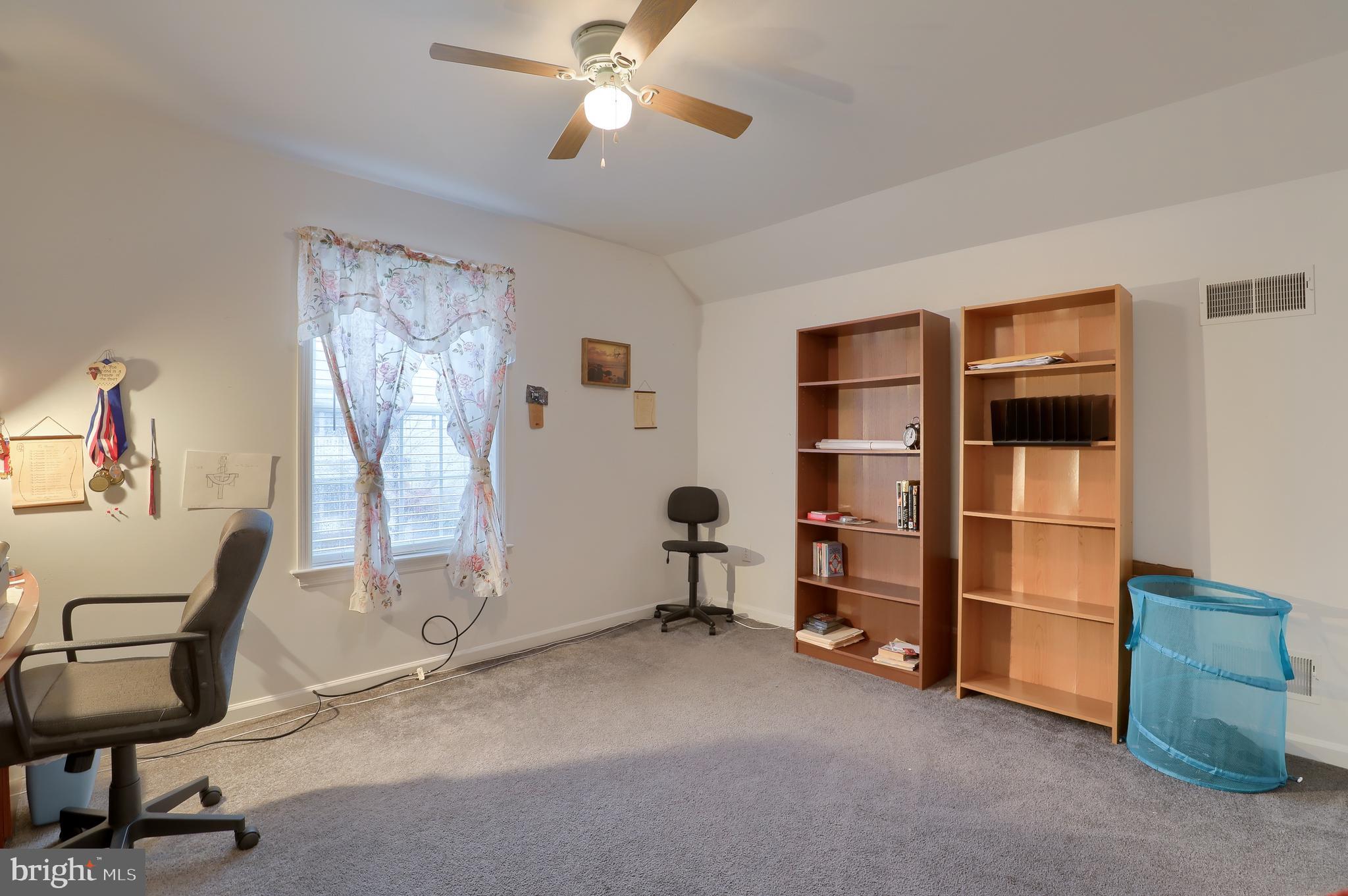 724 Palmer Circle Lititz, PA 17543 - Photo 22 of 31 Gallery Image 22