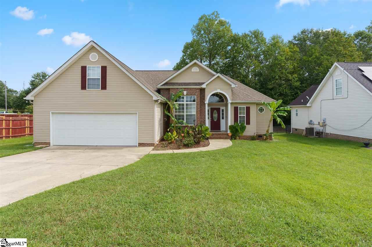 16 Marine Road Greenville, SC 29617 - Photo 1 of 24 Gallery Image 1