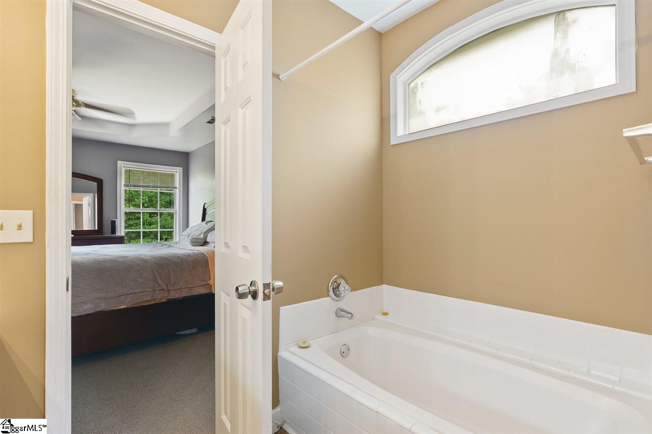 16 Marine Road Greenville, SC 29617 - Photo 13 of 24 Gallery Image 13